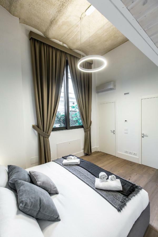 Elegant Fornasa Vecia, Canal View With A Beautiful Garden R&R Венеція Екстер'єр фото